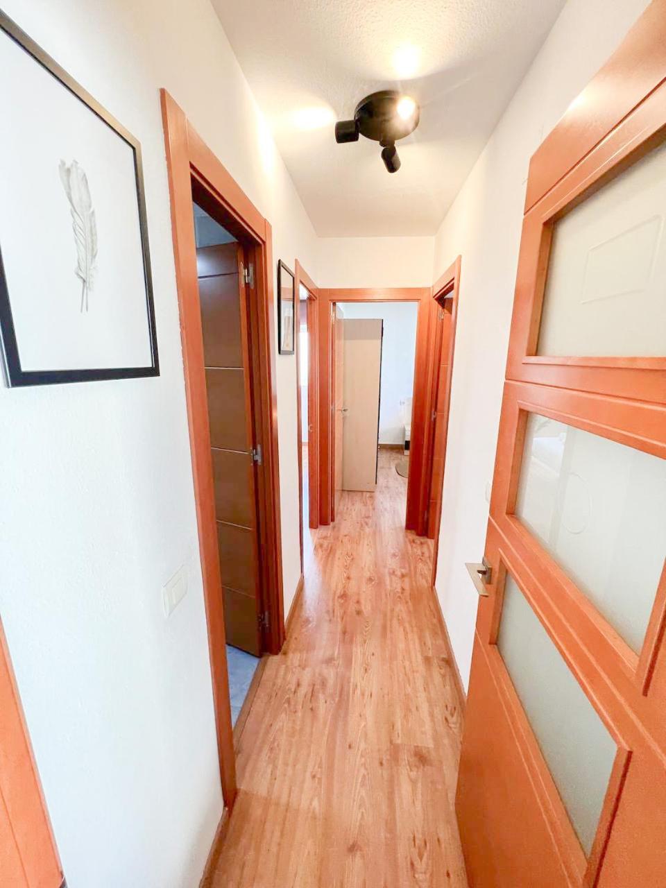 Large & Cozy Centrally Apartment Торремолинос Экстерьер фото