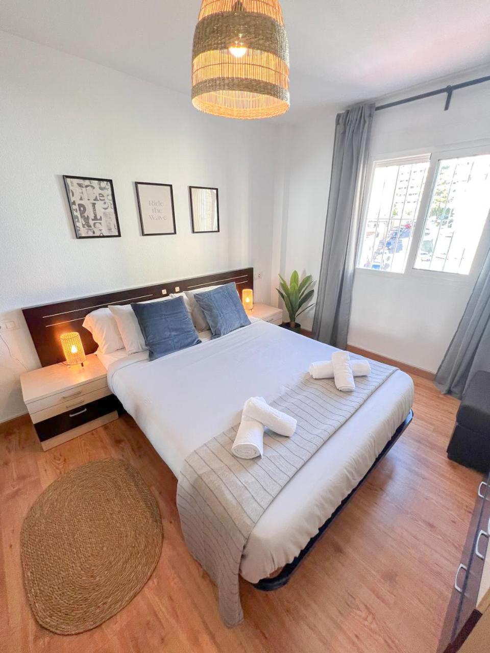 Large & Cozy Centrally Apartment Торремолинос Экстерьер фото