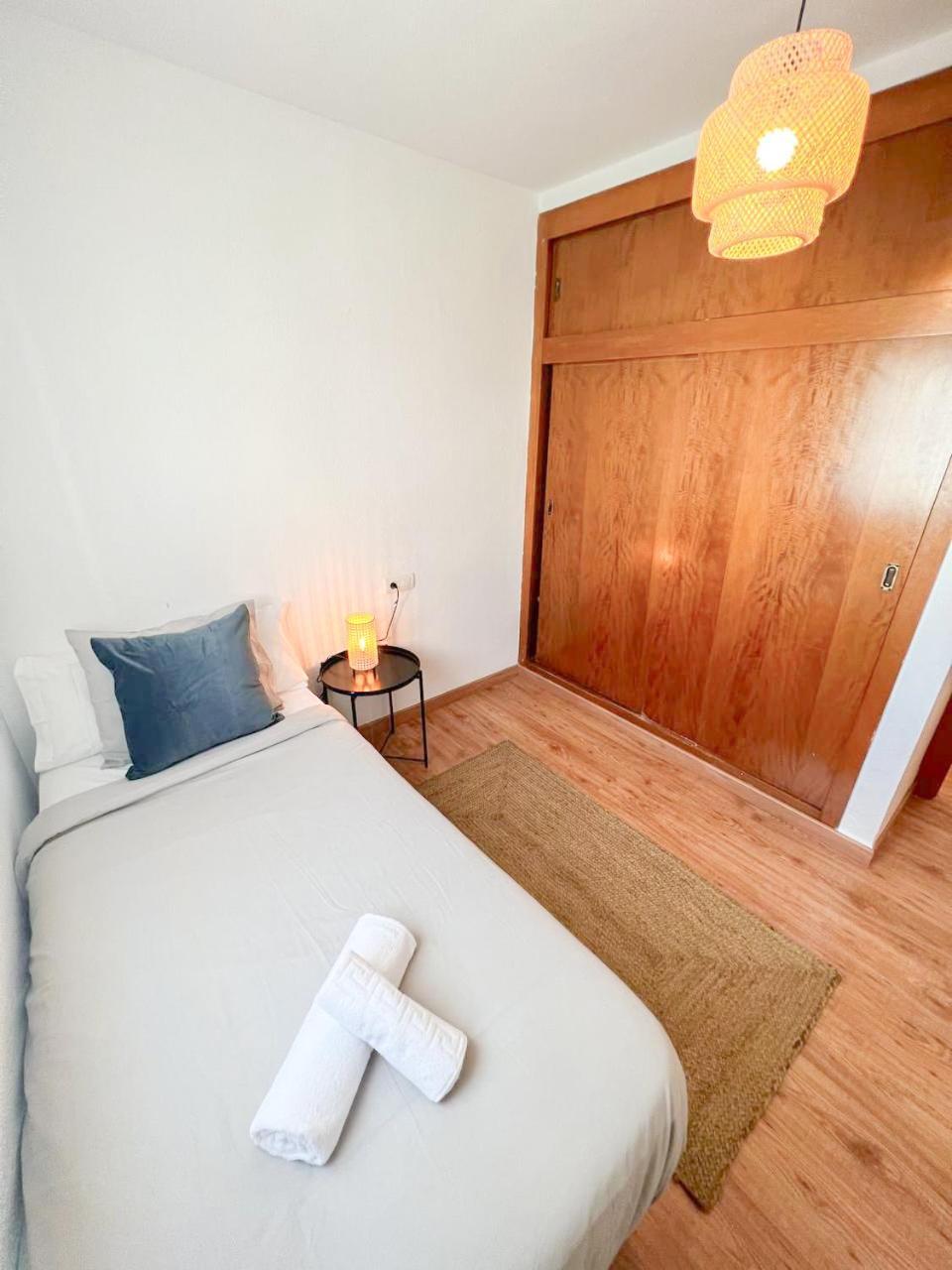 Large & Cozy Centrally Apartment Торремолинос Экстерьер фото