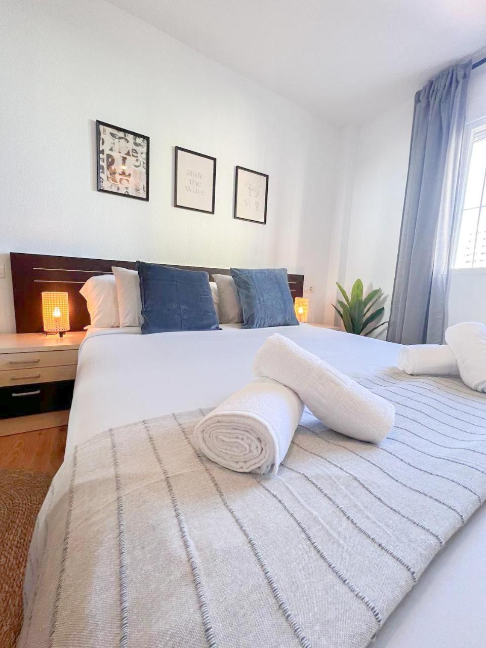 Large & Cozy Centrally Apartment Торремолинос Экстерьер фото