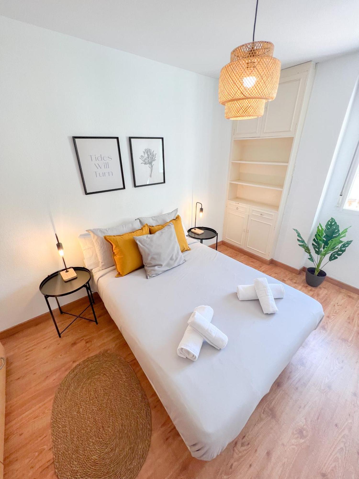Large & Cozy Centrally Apartment Торремолинос Экстерьер фото